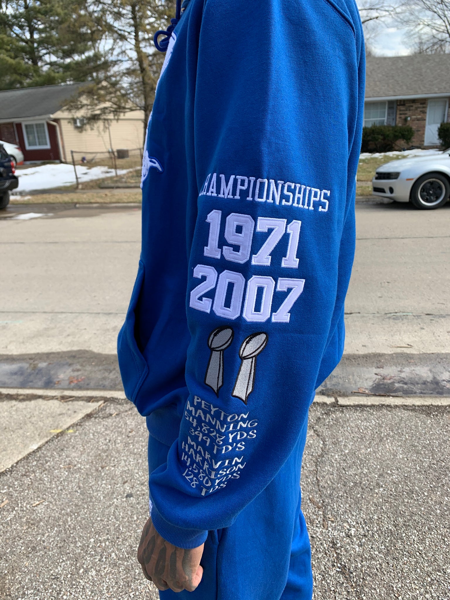 Nike discount colts hoodie